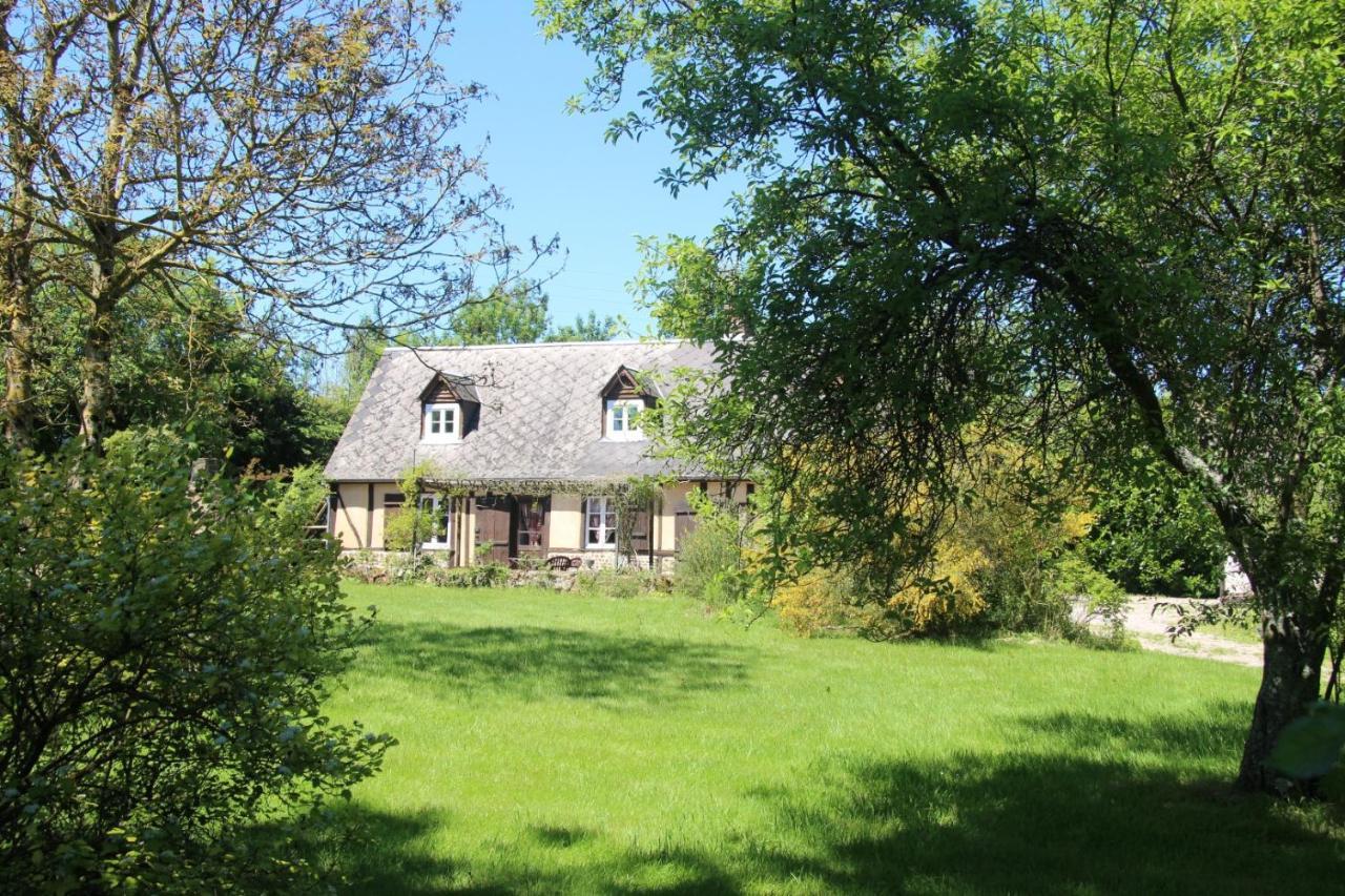 Le Pommenial de la Hérissonnière Saint-Aubin-de-Bonneval Exterior foto