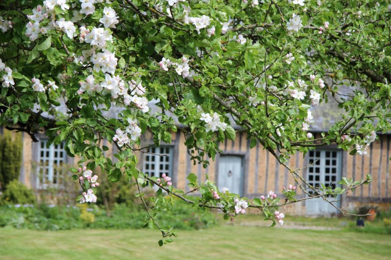 Le Pommenial de la Hérissonnière Saint-Aubin-de-Bonneval Exterior foto